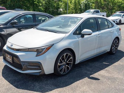 Used 2020 Toyota Corolla SE FWD image 4
