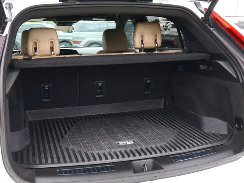 Used 2024 Cadillac XT4 Premium Luxury FWD image 27