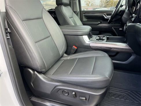 Used 2024 Chevrolet Silverado 2500 LTZ w/ LTZ Premium Package image 27