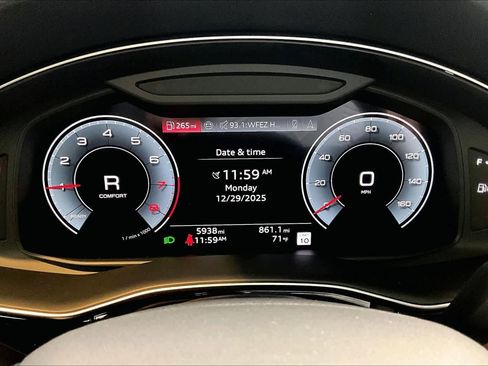 Used 2024 Audi Q7 2.0T Premium Plus image 25