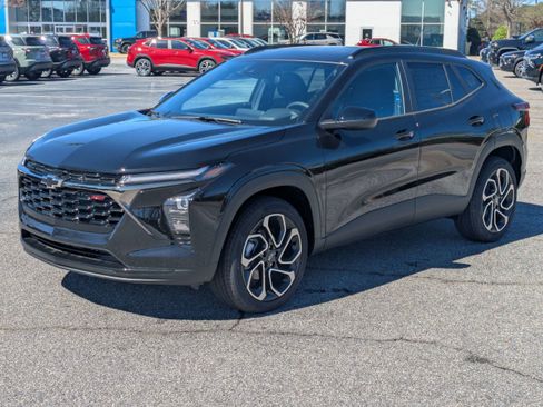 New 2026 Chevrolet Trax RS w/ Sunroof Package image 8
