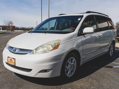 Used 2006 Toyota Sienna XLE Limited FWD image 18