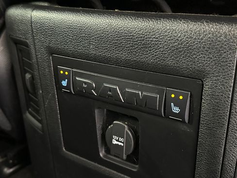 Used 2016 RAM 1500 Laramie w/ Convenience Group AWD/4WD image 37