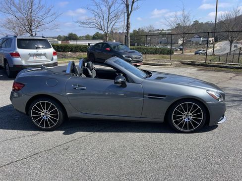 Used 2019 Mercedes-Benz SLC 300 image 33