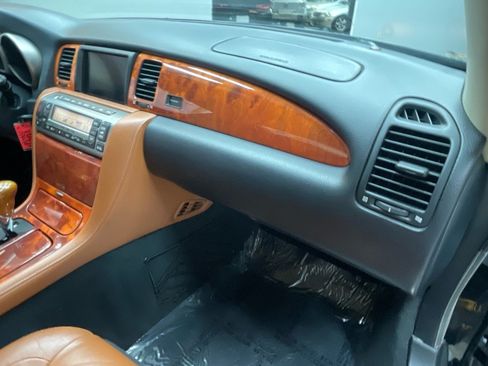 Used 2002 Lexus SC 430 Convertible RWD image 37