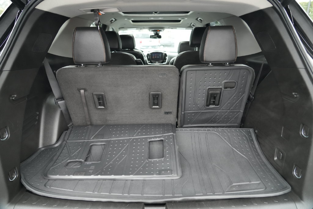 Used 2019 Chevrolet Traverse Premier w/ Redline Edition AWD/4WD image 26