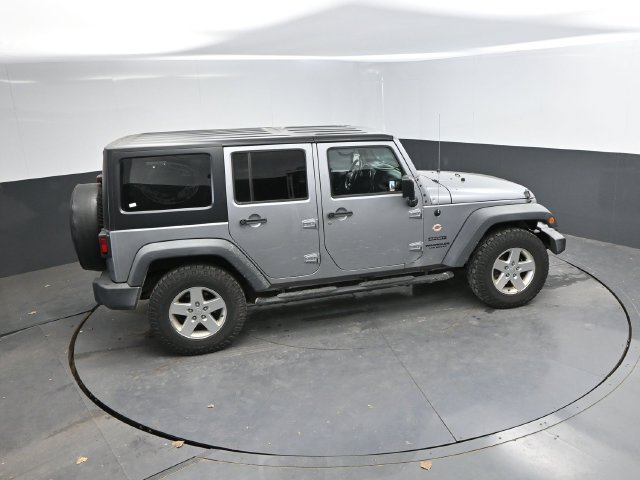 Used 2016 Jeep Wrangler Unlimited Sport w/ Quick Order Package 23S AWD/4WD image 17
