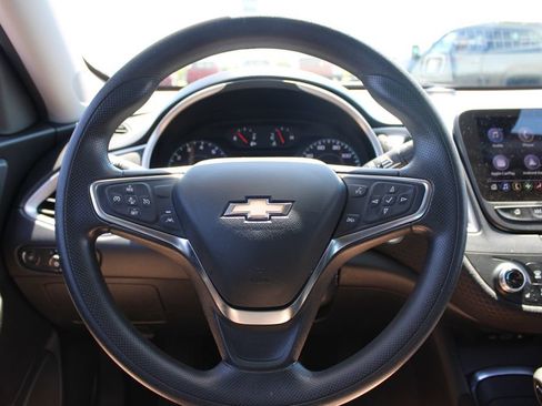 Used 2024 Chevrolet Malibu LT FWD image 32
