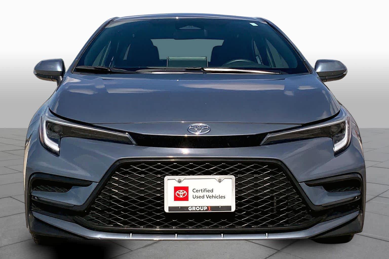 Certified 2026 Toyota Corolla SE w/ SE Package FWD image 4