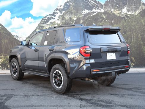 New 2026 Toyota 4Runner TRD Off-Road image 3