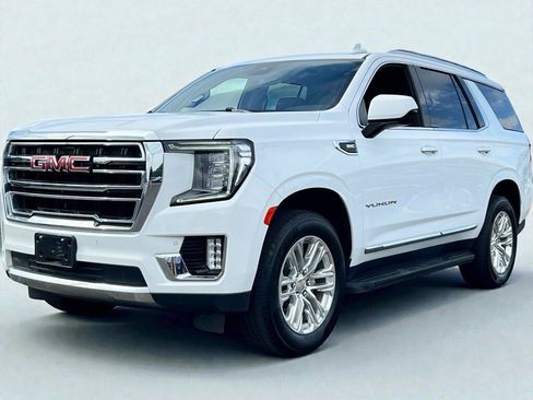 Used 2024 GMC Yukon SLT image 2