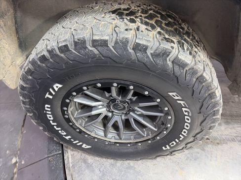 Used 2019 RAM 1500 Limited image 9