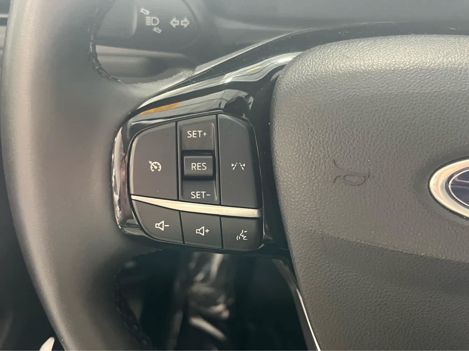Used 2023 Ford Escape Active AWD/4WD image 21