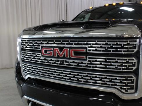 Used 2022 GMC Sierra 2500 Denali w/ Denali Ultimate Package AWD/4WD image 32