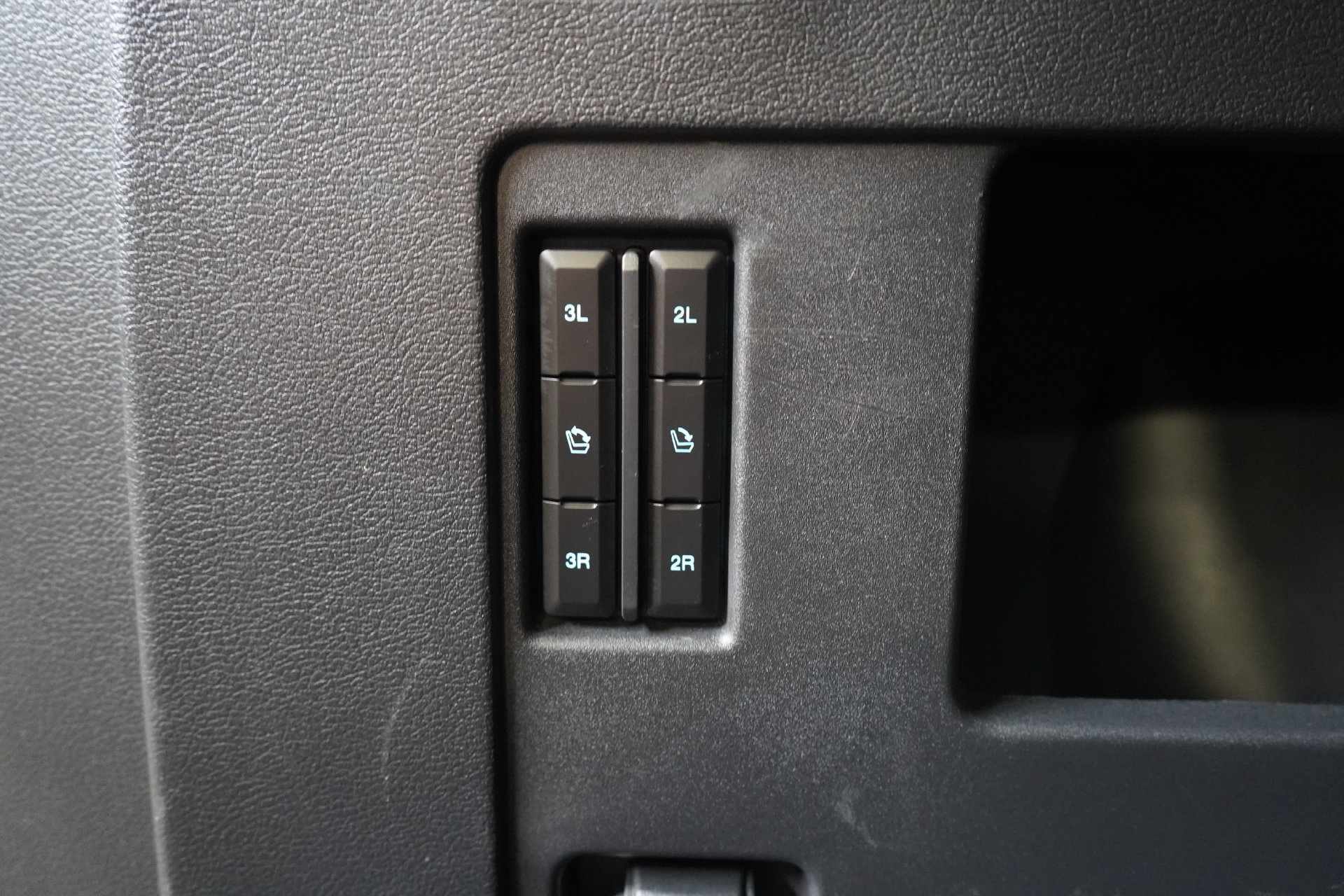 Used 2024 Ford Expedition Max Platinum AWD/4WD image 48