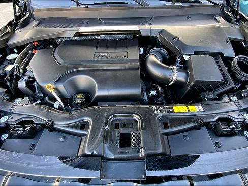 Used 2024 Land Rover Discovery Sport S image 29