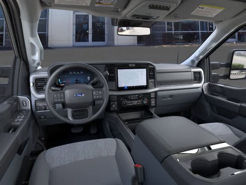 New 2026 Ford F250 XLT w/ XLT Premium Package AWD/4WD image 9