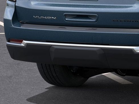New 2026 GMC Yukon Elevation image 14