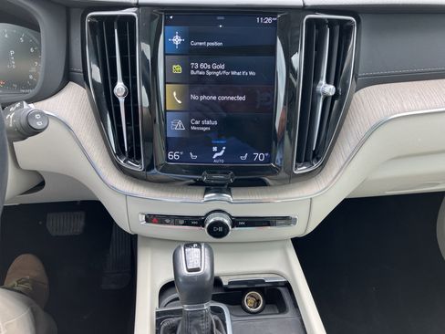 Used 2021 Volvo XC60 T6 Inscription w/ Advanced Package image 19