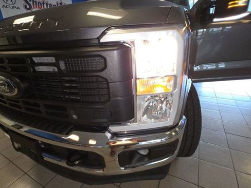 Used 2025 Ford F250 XL w/ XL Chrome Package AWD/4WD image 27