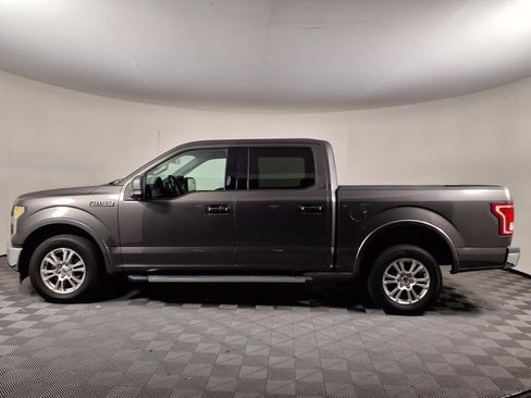 Used 2017 Ford F150 Lariat RWD image 4