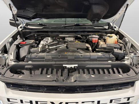 Used 2022 Chevrolet Silverado 3500 LTZ w/ LTZ Plus Package AWD/4WD image 12
