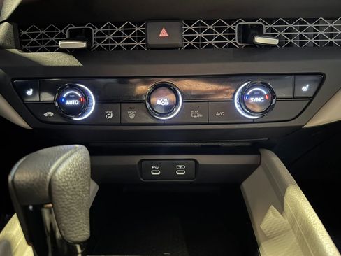 Used 2025 Honda Accord SE image 17
