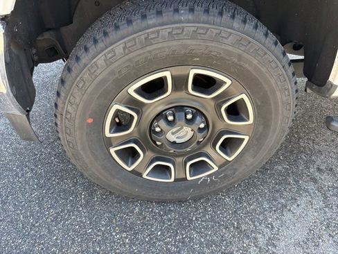 Used 2017 Ford F350 Lariat AWD/4WD image 34
