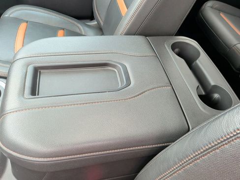 Used 2021 GMC Sierra 1500 AT4 w/ Technology Package image 35