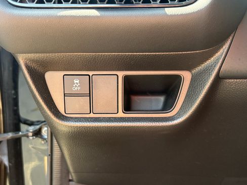 Certified 2023 Honda HR-V LX image 12