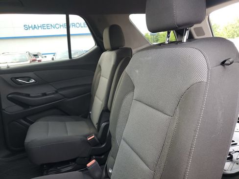 Certified 2023 Chevrolet Traverse LT FWD image 29