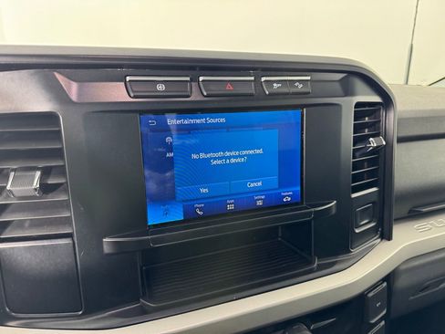 Used 2024 Ford F250 XLT w/ FX4 Off-Road Package image 17