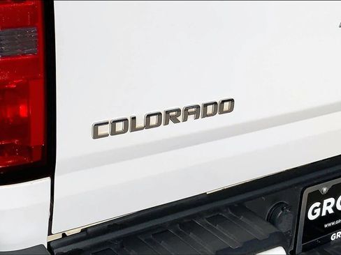 Used 2016 Chevrolet Colorado Z71 image 10