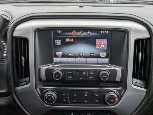 Used 2015 GMC Sierra 1500 SLE image 29
