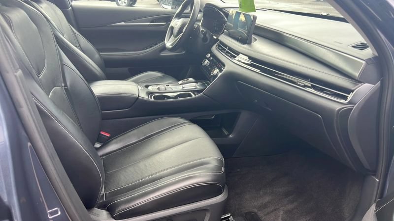 Used 2023 INFINITI QX60 Luxe AWD/4WD image 5