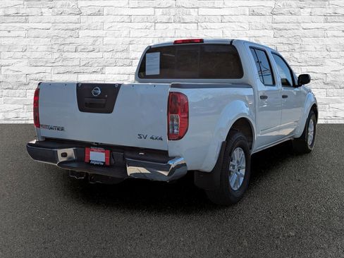 Used 2019 Nissan Frontier SV image 7