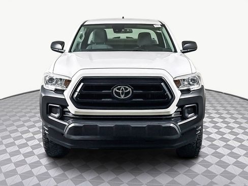 Used 2020 Toyota Tacoma SR image 2