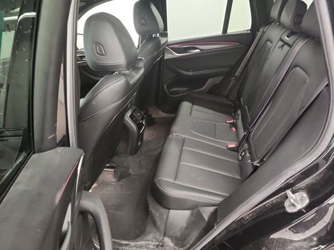 Used 2024 BMW X3 xDrive30i AWD/4WD image 3