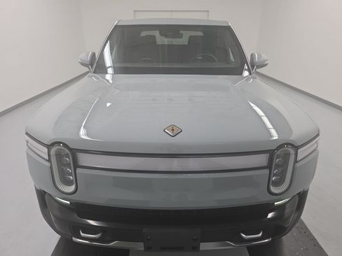 Used 2022 Rivian R1T Adventure AWD/4WD image 8