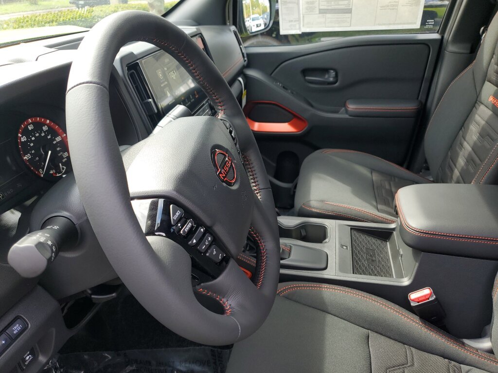 New 2026 Nissan Frontier Pro-X w/ Pro-X Convenience Package RWD image 29