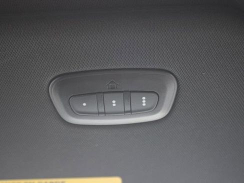 Used 2023 Jeep Wagoneer Series II AWD/4WD image 13