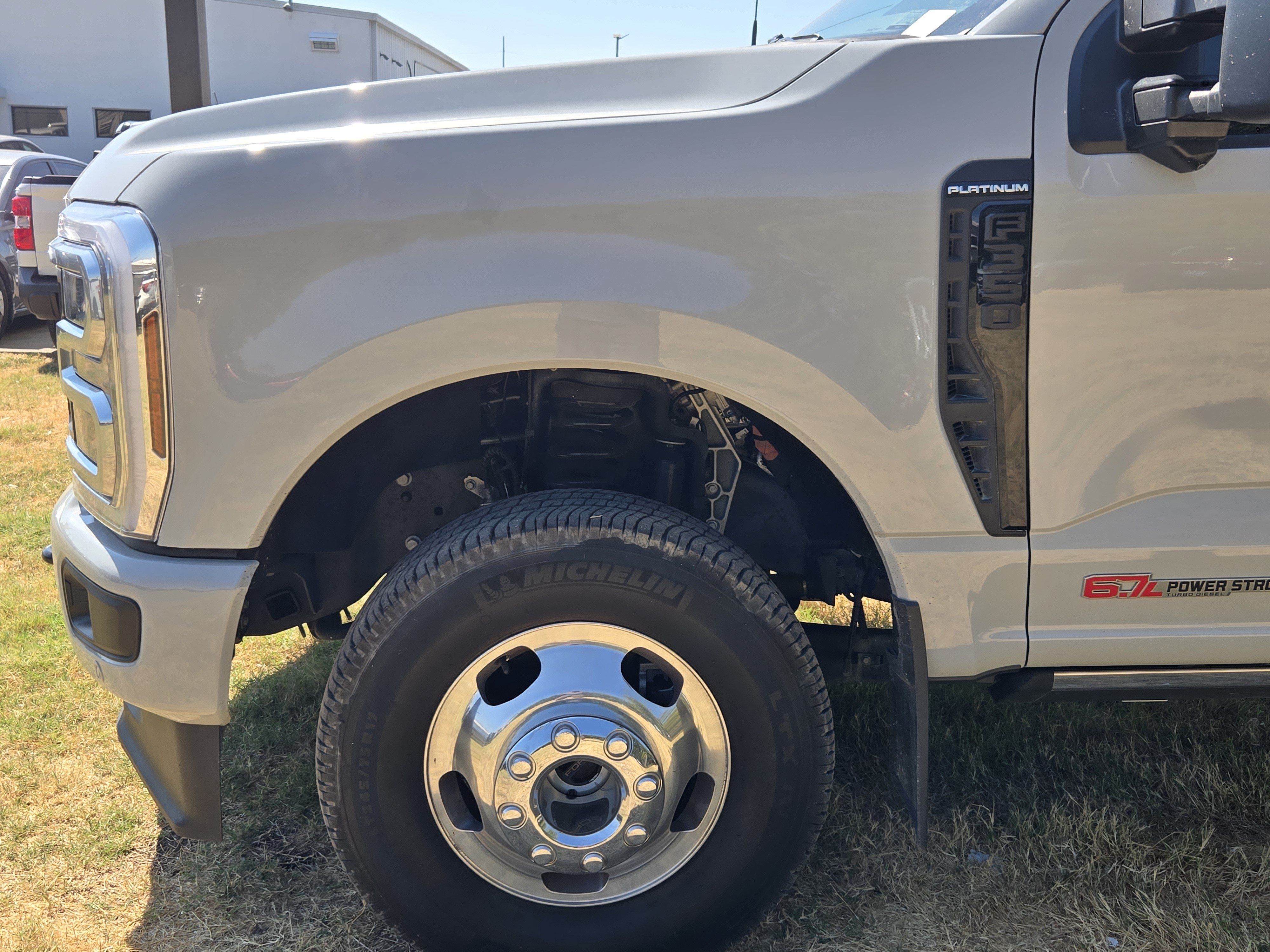 Used 2026 Ford F350 Platinum AWD/4WD image 8