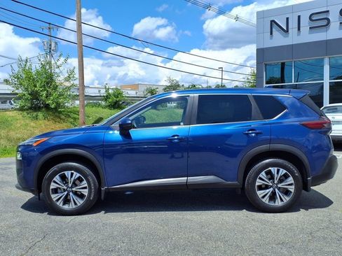 Used 2023 Nissan Rogue SV AWD/4WD image 8