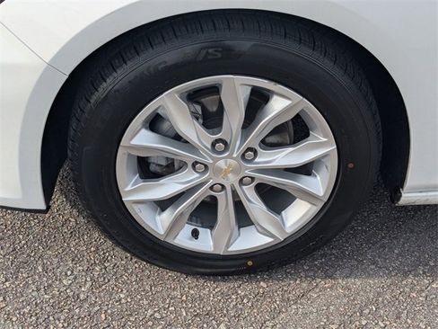 Used 2024 Chevrolet Malibu LT image 10