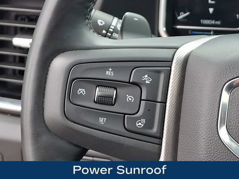 Used 2023 GMC Sierra 1500 Denali w/ Denali Reserve Package AWD/4WD image 7