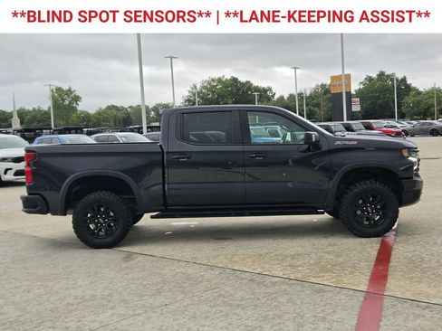 Used 2023 Chevrolet Silverado 1500 ZR2 w/ Technology Package AWD/4WD image 10
