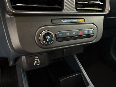 Used 2025 Ford Maverick XL FWD image 40