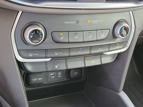 Used 2019 Hyundai Santa Fe SEL AWD/4WD image 15