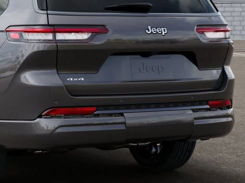 New 2026 Jeep Grand Cherokee L Limited image 13