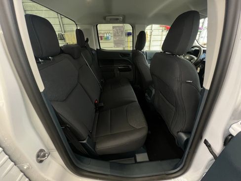 Used 2025 Ford Maverick XL w/ Equipment Group 101A AWD/4WD image 18